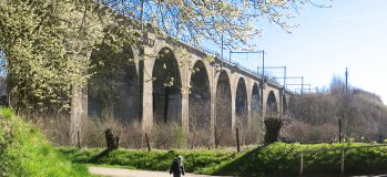 Spoorwegviaduct